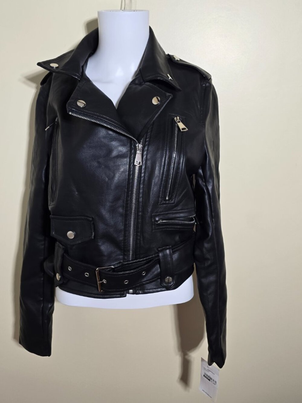 WSZ Women’s Black Moto Jacket Faux Leather Belted Biker Jacket Size Small NWT - Picture 4 of 12